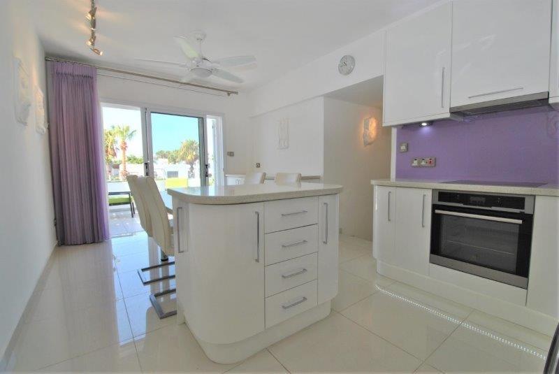 Savveli By The Sea Apartament